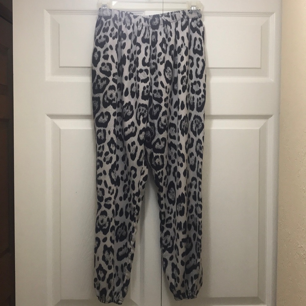 Chiffon grey cheetah joggers